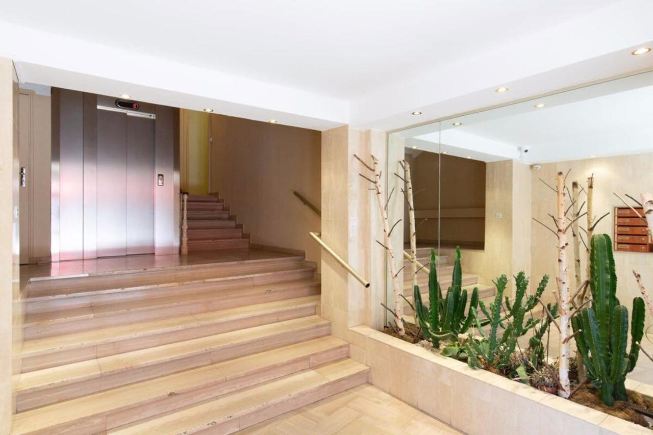 Magnificent Renovated 4-Room Apartment - Croisette Carre D'Or カンヌ エクステリア 写真